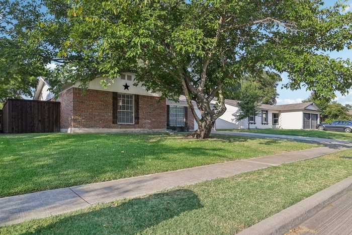 photo 31: 732 Sweetbriar Drive, Lewisville TX 75067