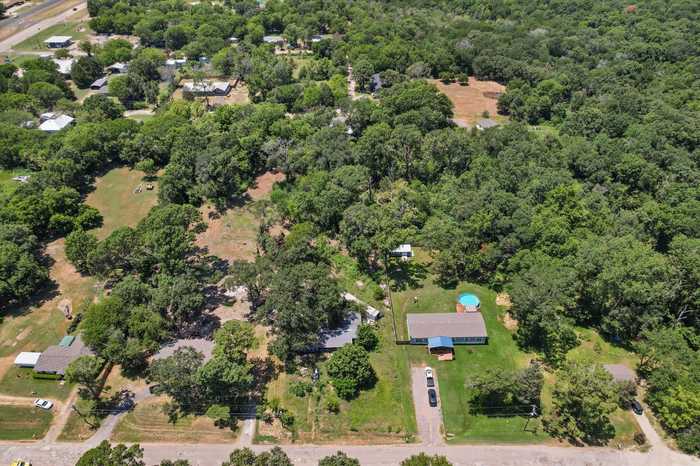 photo 1: 8409 City Lake Road, Kemp TX 75143