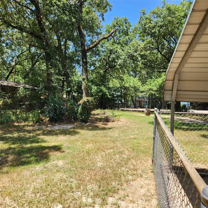 photo 2: 9948 Greentree Lane, Wills Point TX 75169