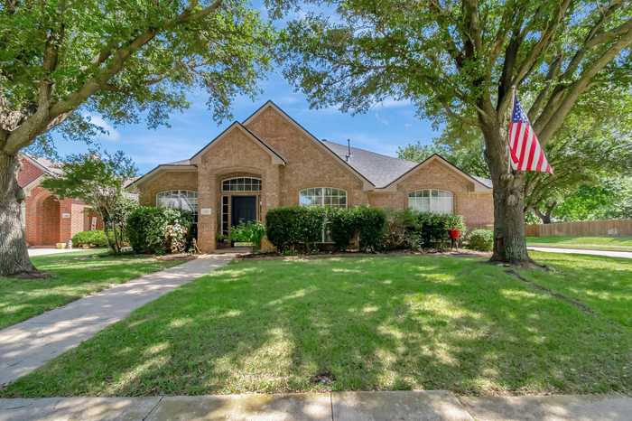 photo 1: 632 Chestnut Drive, Keller TX 76248