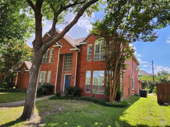 photo 2: 2229 Molly Lane, Plano TX 75074