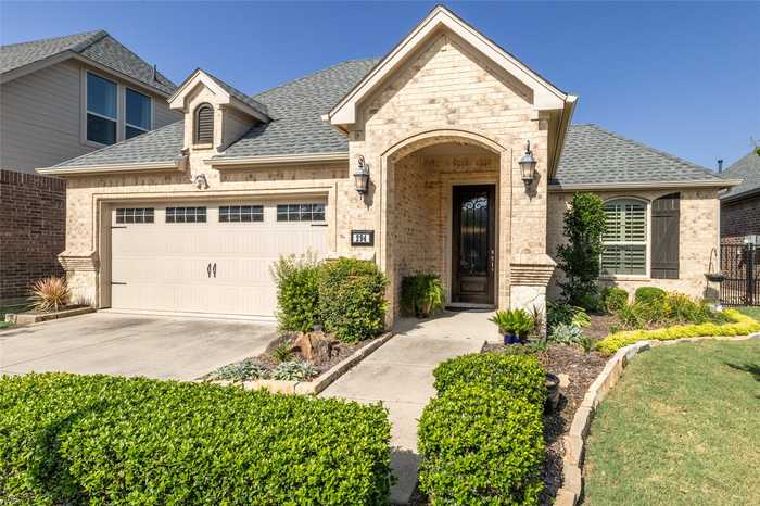 photo 2: 294 Tulip Way, Keller TX 76248