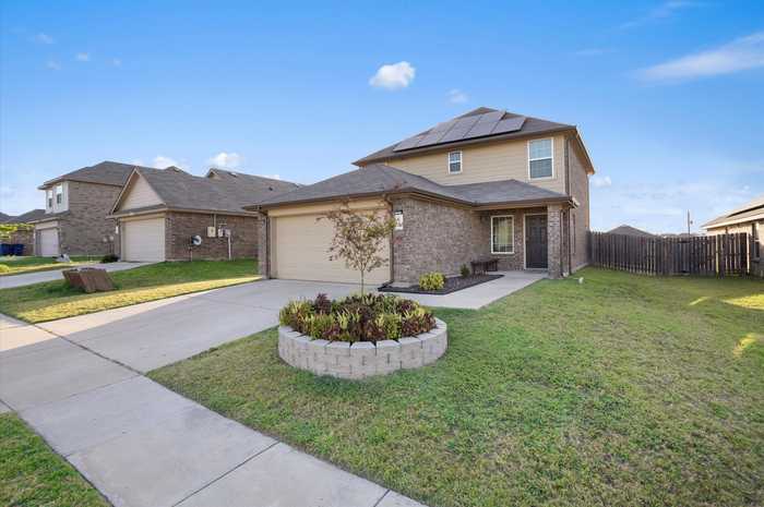 photo 2: 1604 Blue Jay Drive, Ennis TX 75119