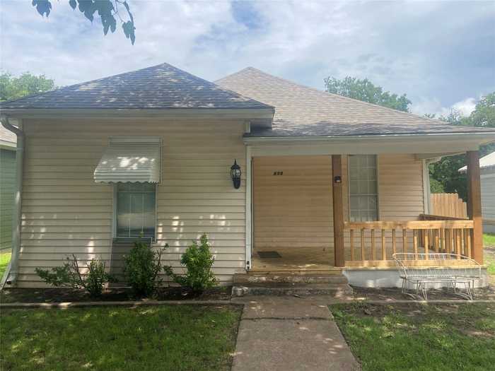 photo 1: 809 S Hazelwood Street, Sherman TX 75090