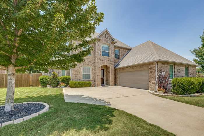 photo 2: 6900 Golf Green Drive, Arlington TX 76001