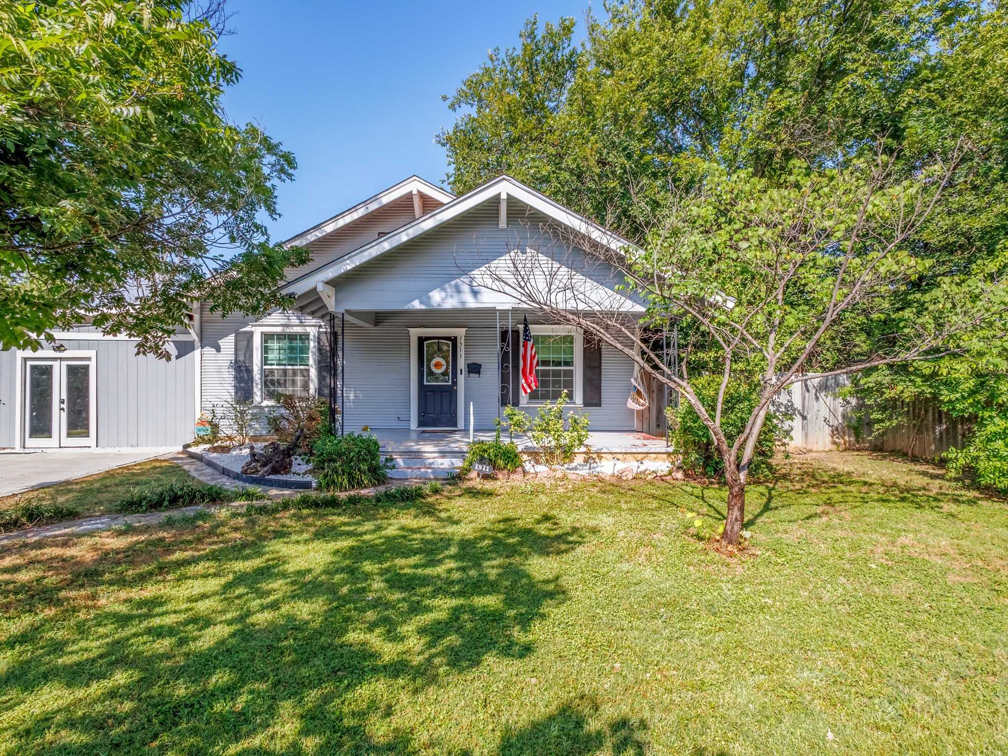 photo 1: 1511 1st Street, Brownwood TX 76801