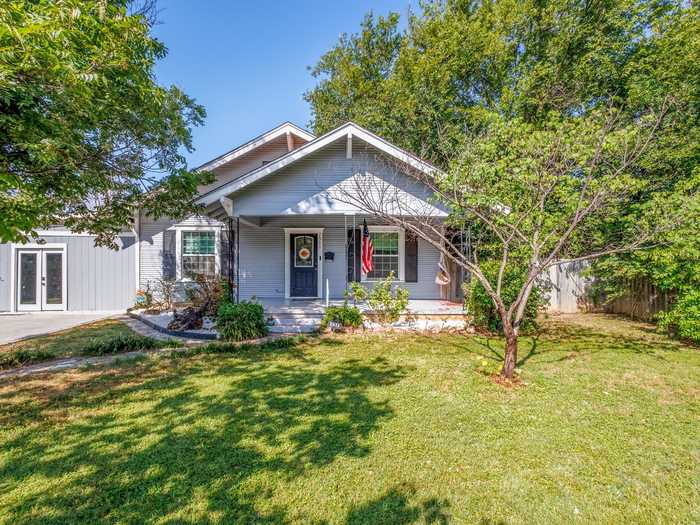 photo 1: 1511 1st Street, Brownwood TX 76801