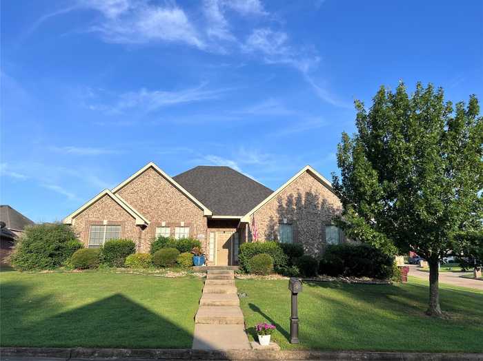 photo 1: 1045 Braydan Drive, Reno TX 75462