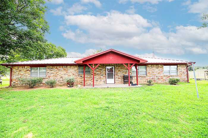 photo 1: 1542 W Bugscuffle Road, Bowie TX 76230