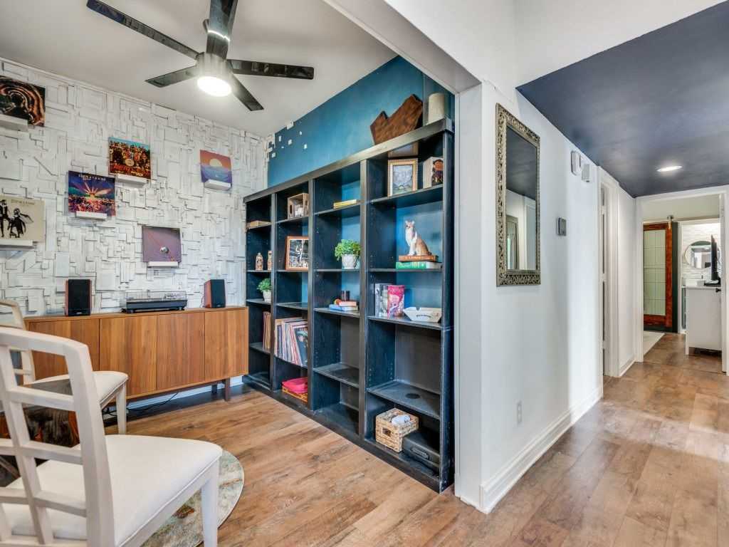 photo 3: 3048 Airhaven Street, Dallas TX 75229