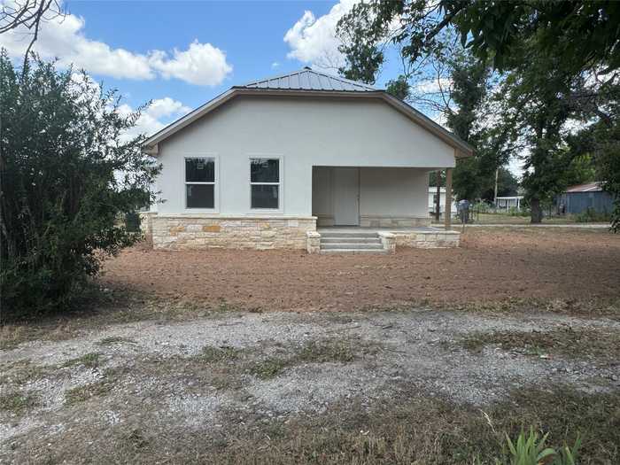 photo 1: 1402 W Sunset Street, San Saba TX 76877