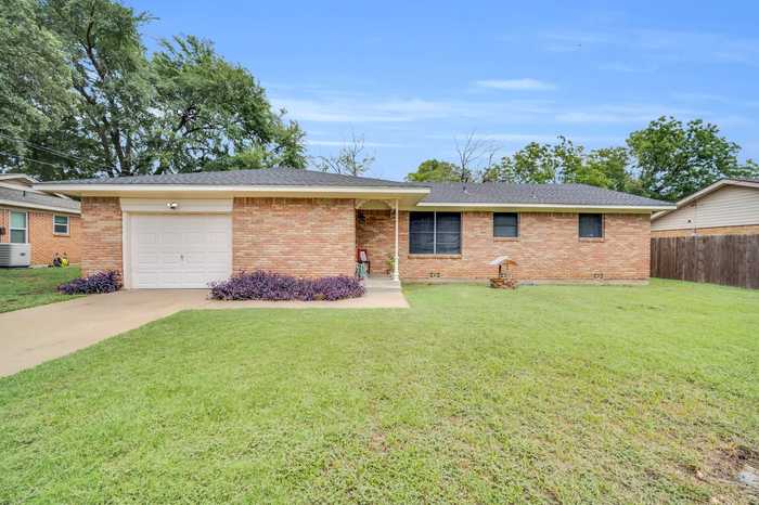 photo 1: 804 N Douglas Avenue, Cleburne TX 76033