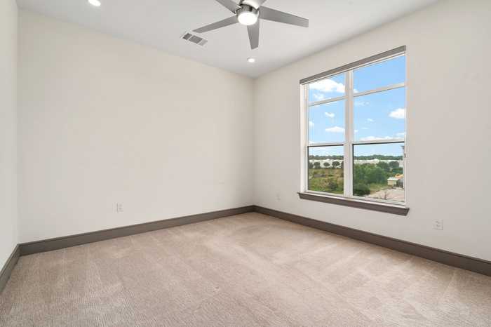 photo 18: 2700 Old Denton Road Unit 4404, Carrollton TX 75007