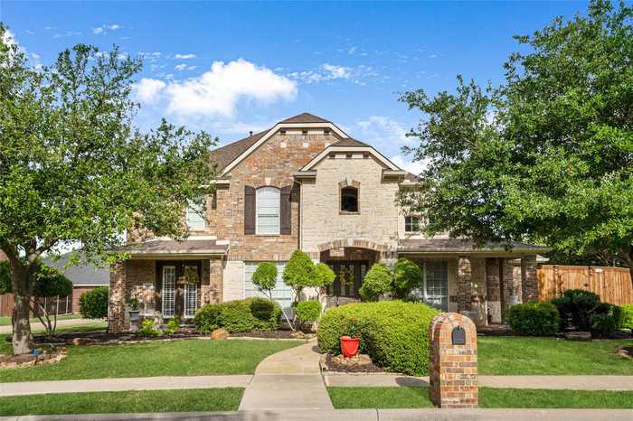 photo 1: 7902 Mckamy Drive, Frisco TX 75036