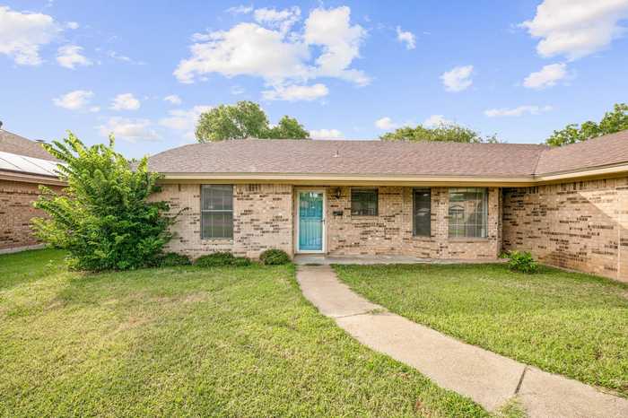 photo 2: 1007 W Lingleville, Stephenville TX 76401