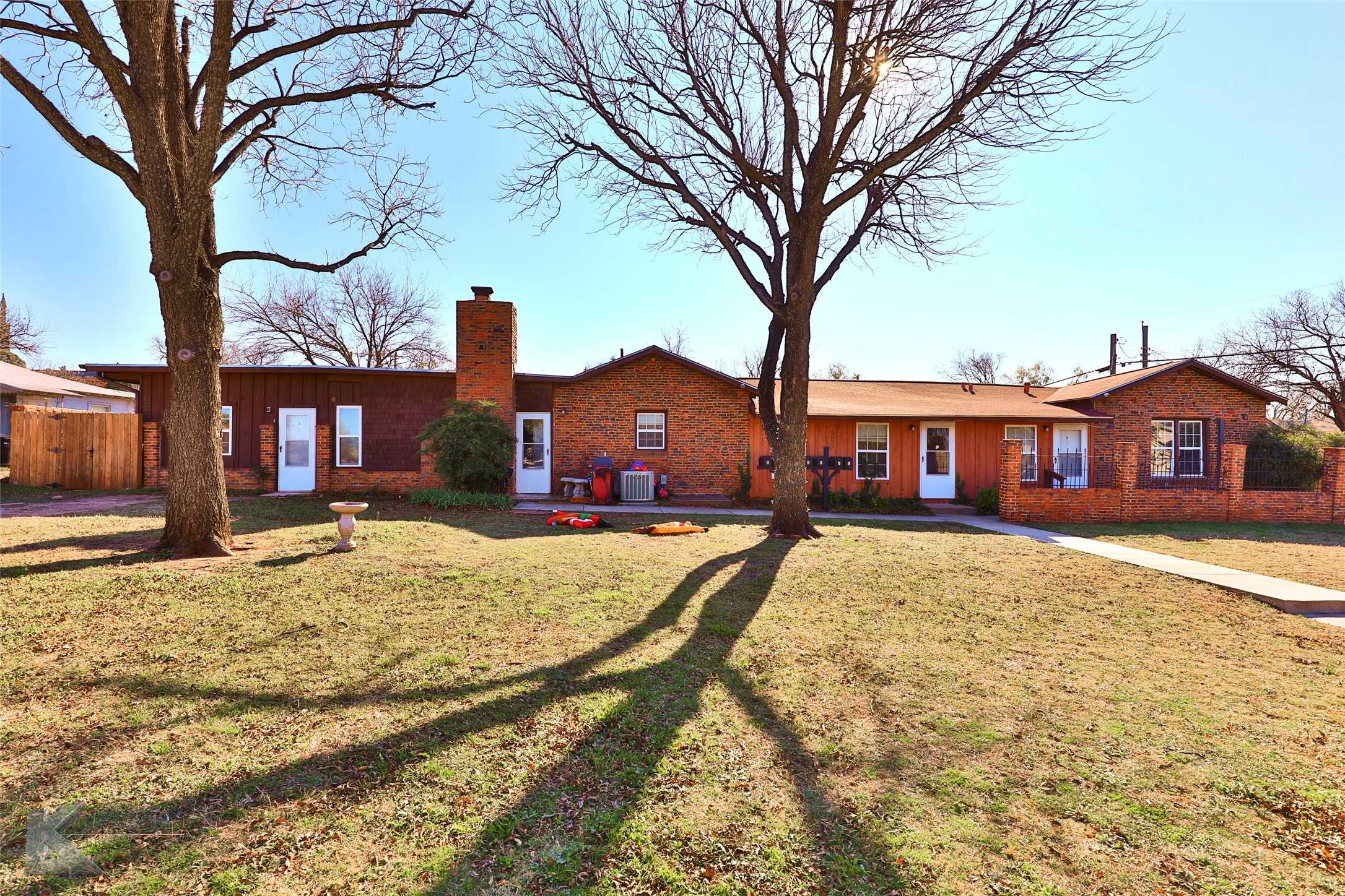 photo 2: 2023 S 5th, Abilene TX 79602