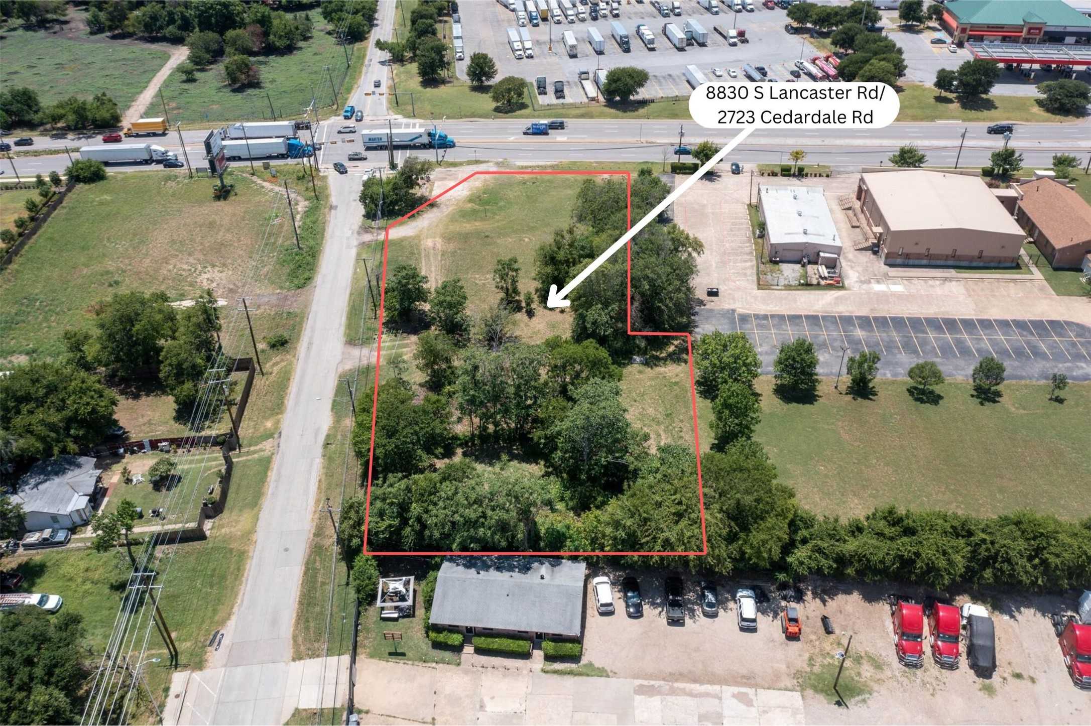 photo 1: 8830 S Lancaster Road, Dallas TX 75241