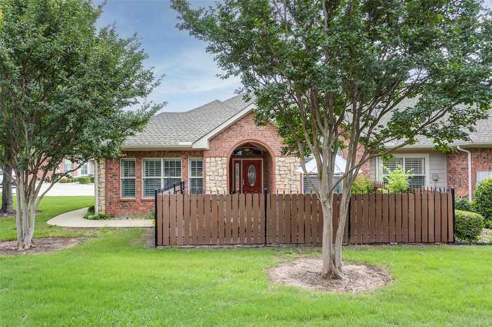 photo 1: 3405 Holly Bend Drive Unit 3013, Fort Worth TX 76116