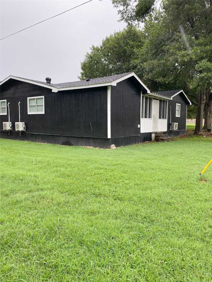 photo 2: 110 Rs County Road 1535, Point TX 75472