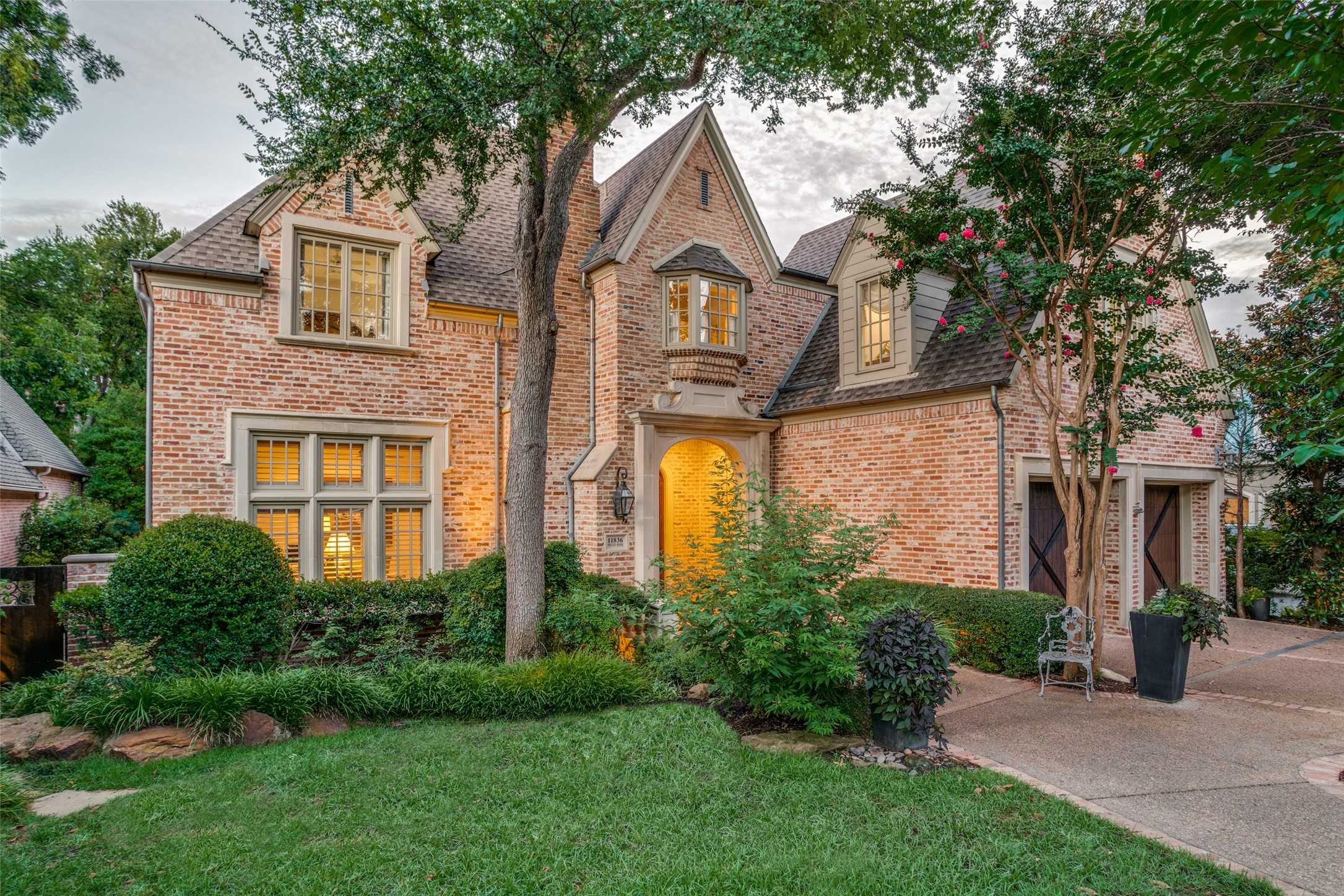 photo 3: 11836 Preston Brook Place, Dallas TX 75230