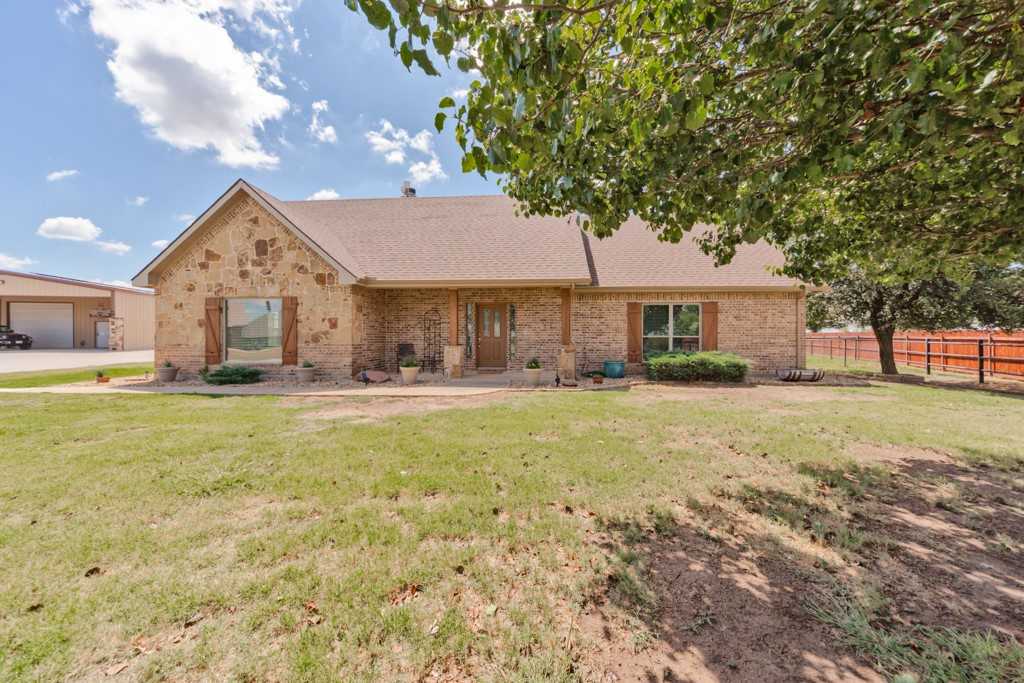 photo 3: 216 Canyon Drive, Decatur TX 76234