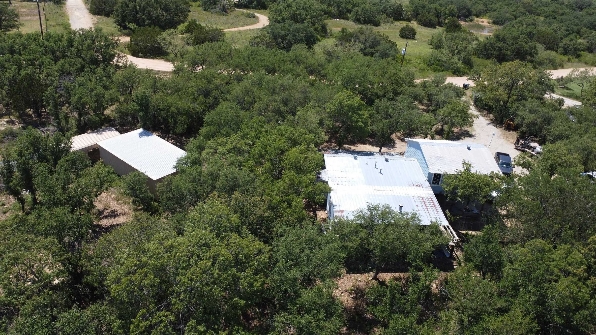 photo 2: 550 Chaparral Drive, Brownwood TX 76801