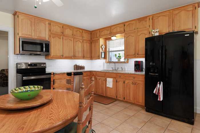 photo 2: 805 W 15th Street, Brady TX 76825