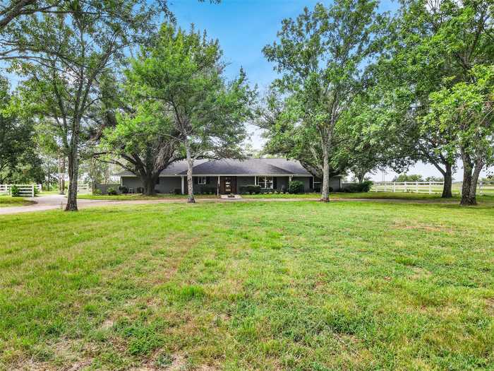 photo 1: 3525 Texas Highway 11 W, Sulphur Springs TX 75482