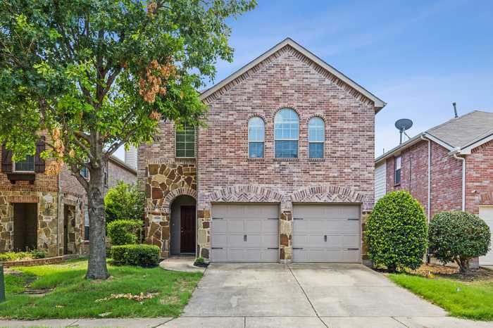 photo 2: 10509 Bolivar Drive, McKinney TX 75072