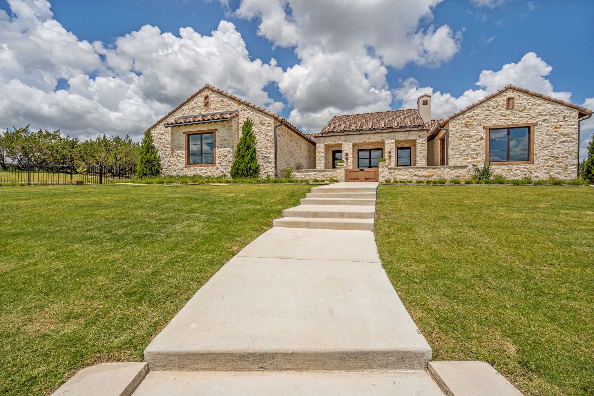 photo 3: 4005 Rancho Valencia Road, Aledo TX 76008