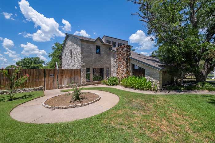 photo 1: 1102 Holiday Court, Granbury TX 76048