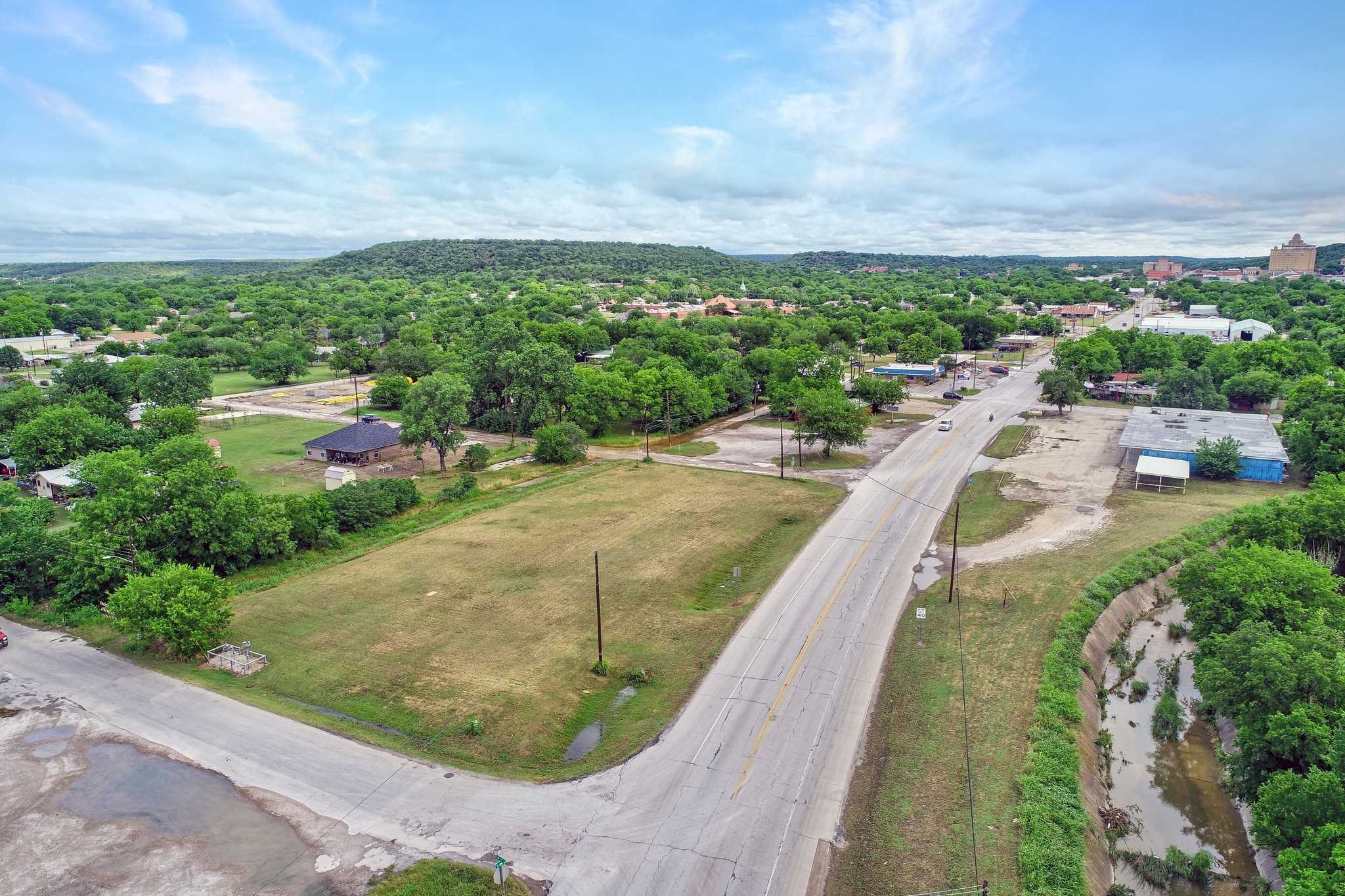 photo 3: TBD S Oak Ave, Mineral Wells TX 76067