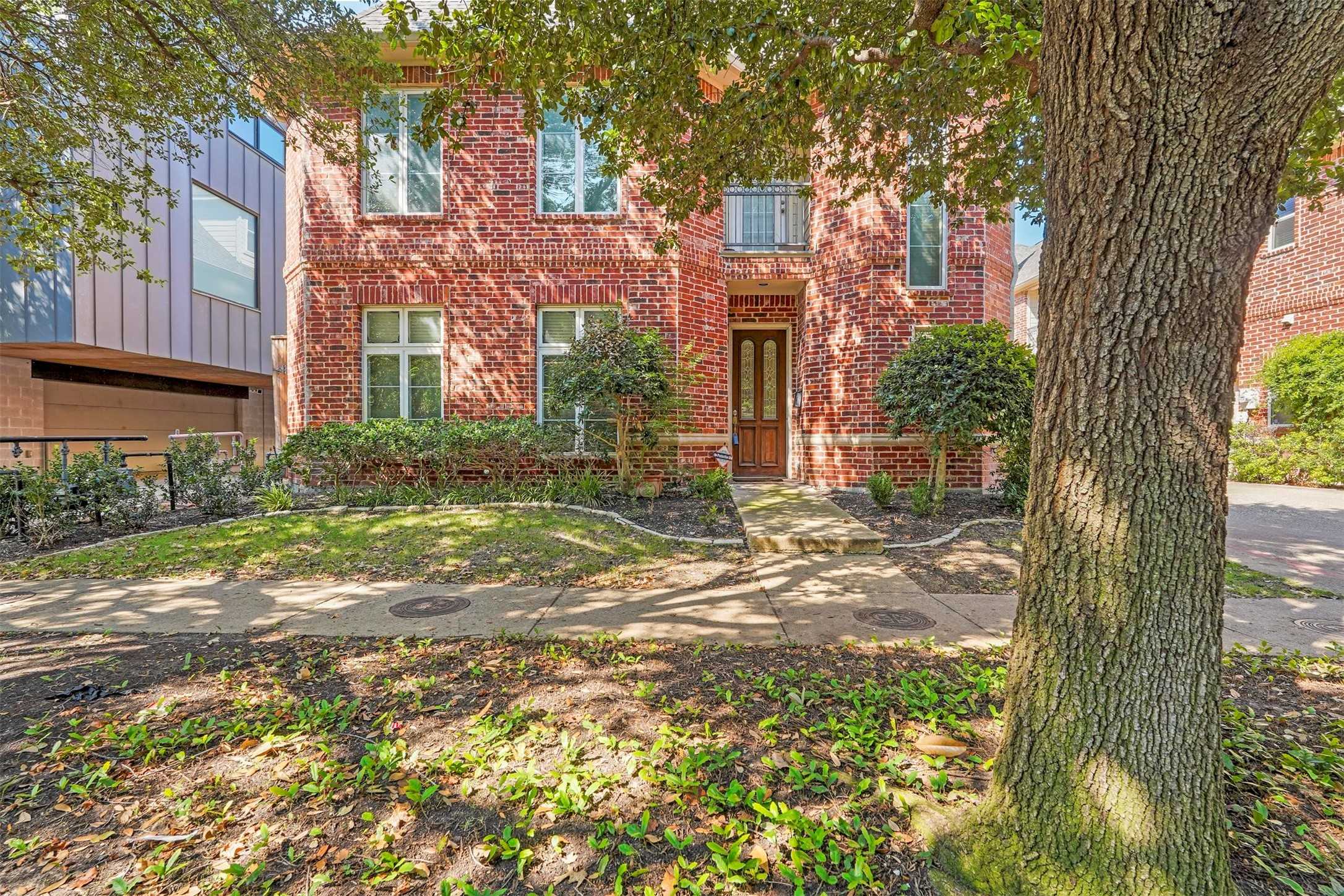 photo 2: 4007 Bowser Avenue, Dallas TX 75219