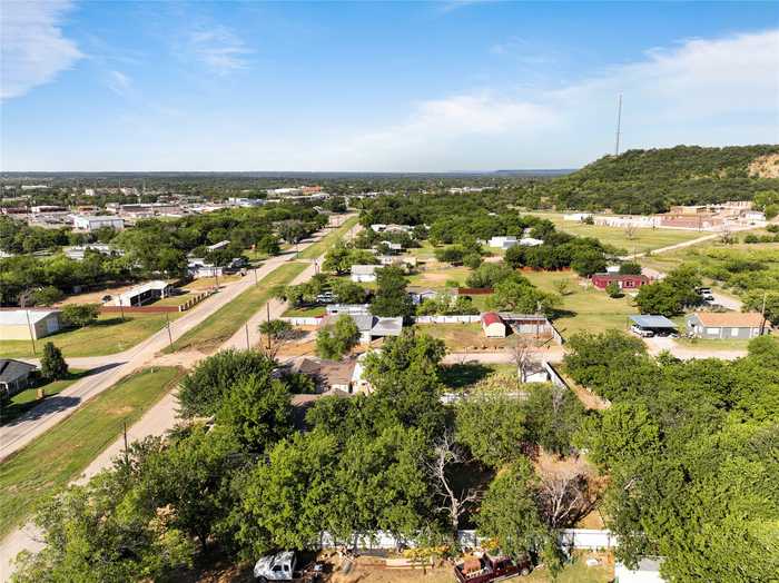 photo 23: 605 Pasadena Boulevard, Mineral Wells TX 76067