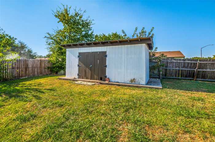 photo 25: 6900 Sandybrook Drive, Fort Worth TX 76120