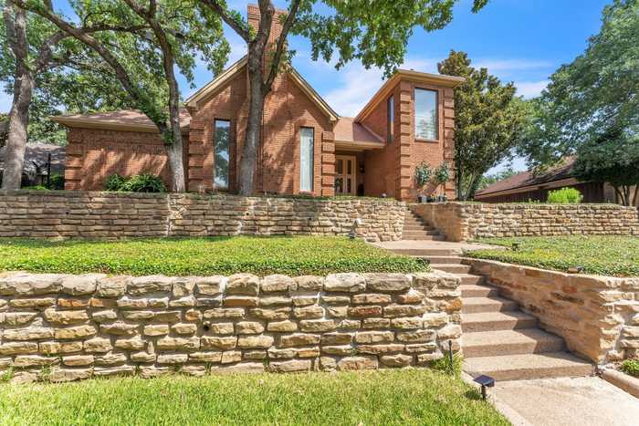 photo 1: 2309 Castle Rock Road, Arlington TX 76006