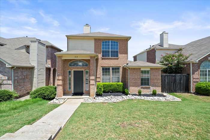 photo 1: 513 Timber Way Drive, Lewisville TX 75067