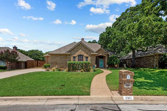 photo 20: 3307 Tiverton Court, Arlington TX 76001