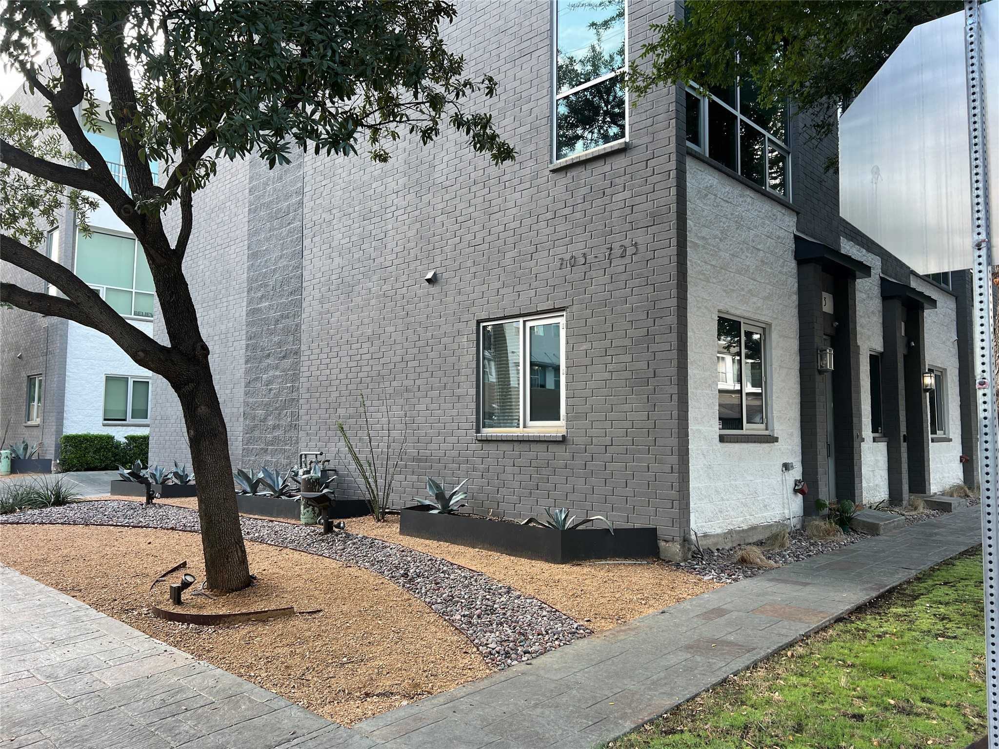 photo 1: 711 Colten James Lane, Dallas TX 75204