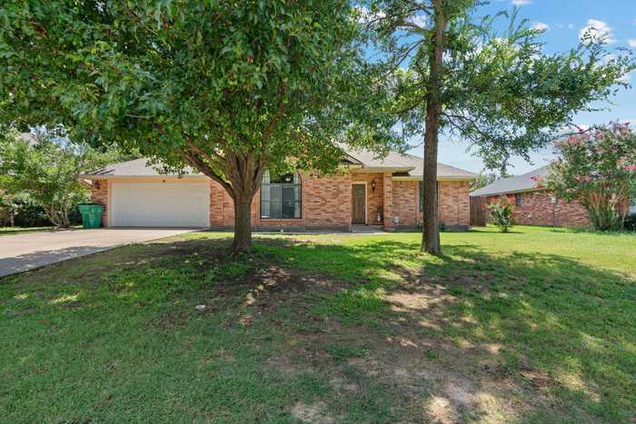 photo 1: 682 Bluebonnet Street, Stephenville TX 76401