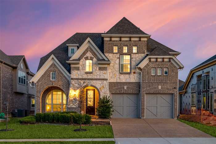 photo 1: 5612 Snowberry Drive, Plano TX 75094