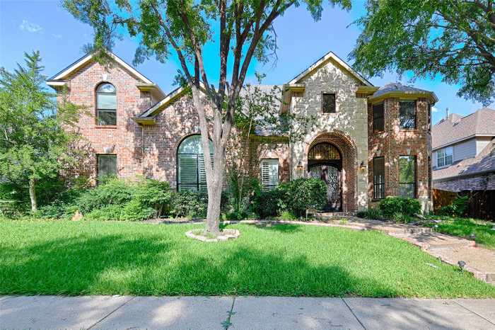 photo 1: 8105 Davidson Drive, Plano TX 75025