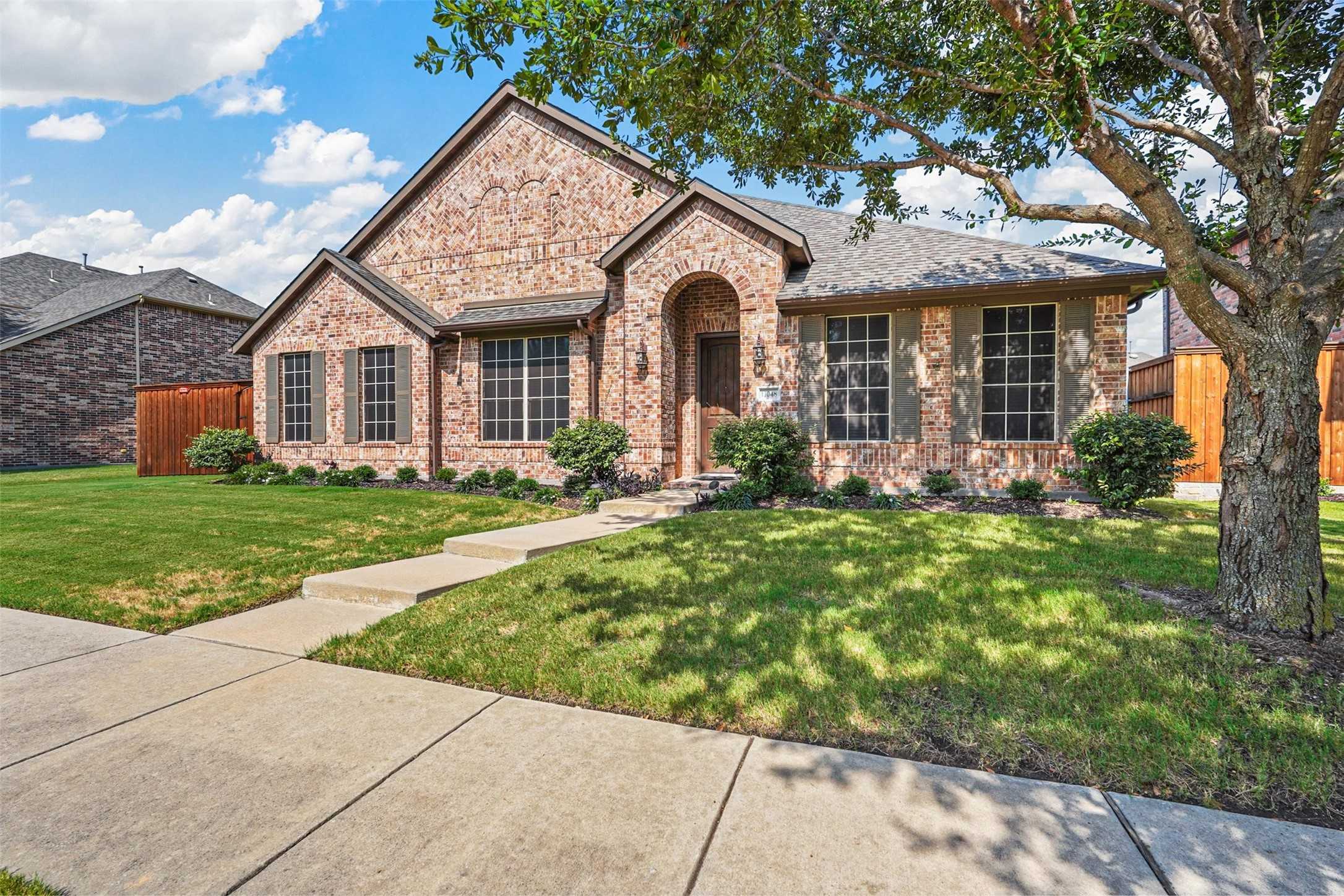 photo 3: 13048 Ridge Spring Drive, Frisco TX 75035