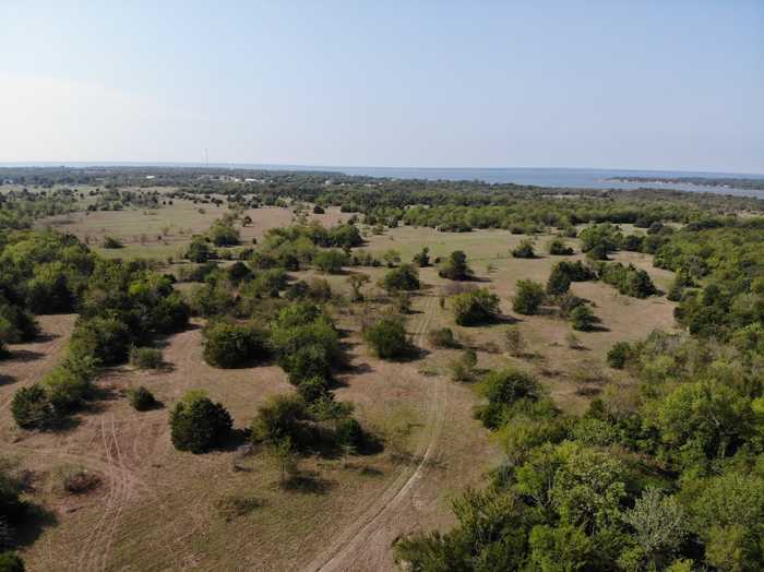 photo 2: 270 VINTAGE SHORES Drive, East Tawakoni TX 75472