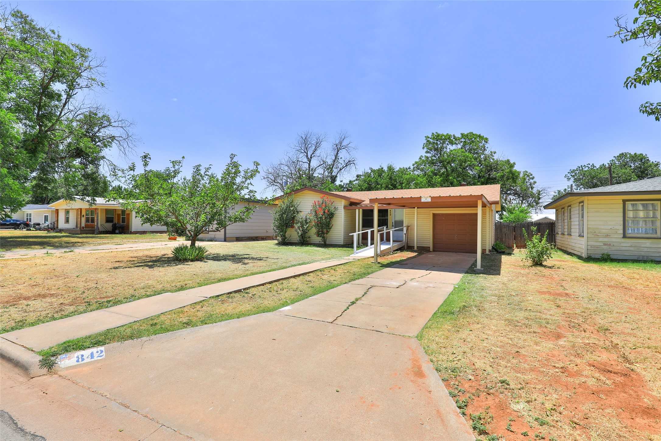 photo 3: 842 S Bowie Drive, Abilene TX 79605