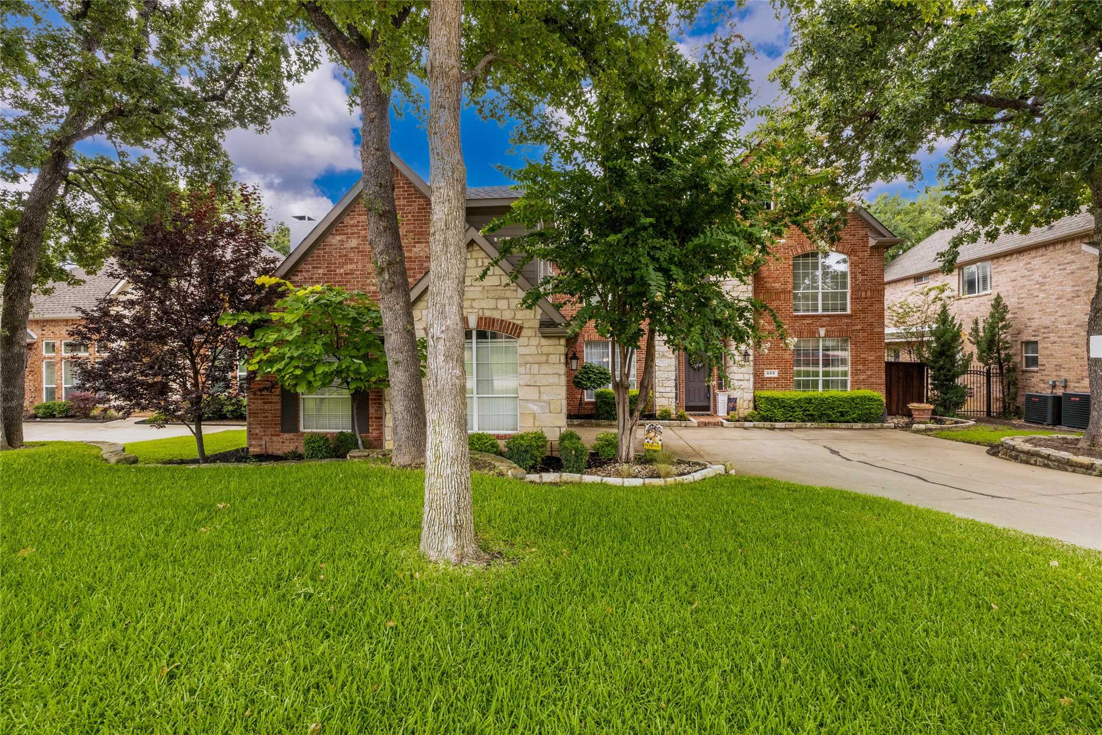 photo 3: 808 Edgewood Drive, Keller TX 76248