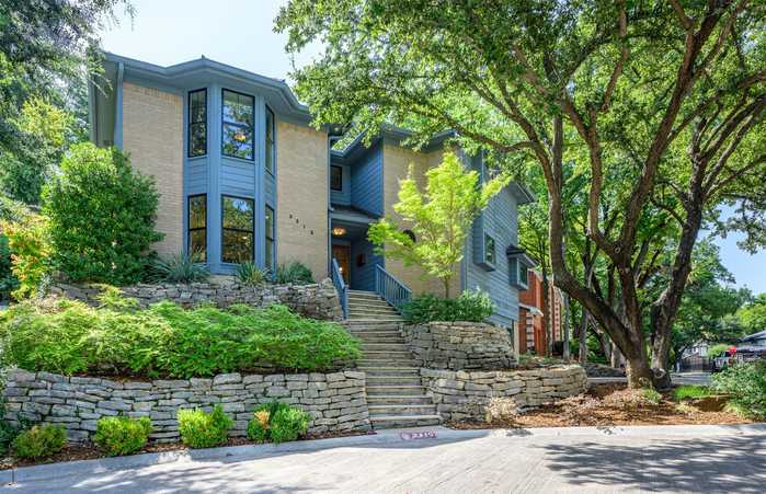 photo 2: 3315 Bellaire Park Court, Fort Worth TX 76109