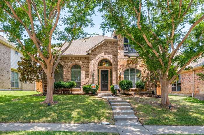 photo 1: 2782 Breezy Point Lane, Frisco TX 75034