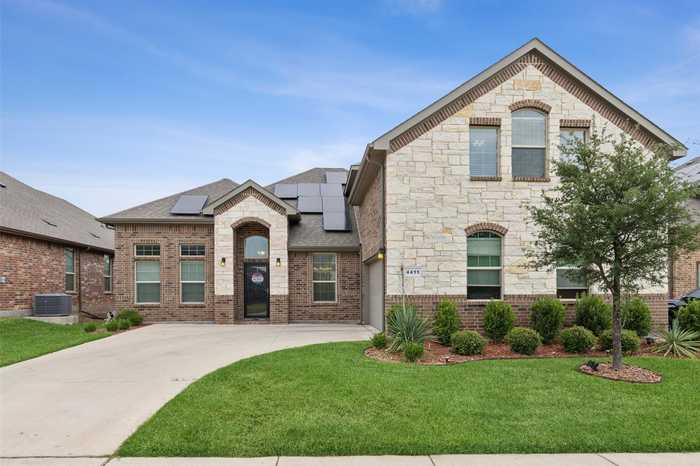 photo 1: 4411 Sugargrove Lane, Arlington TX 76001