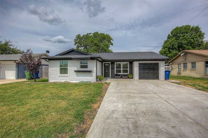 photo 1: 3017 Rilla Drive, Garland TX 75041